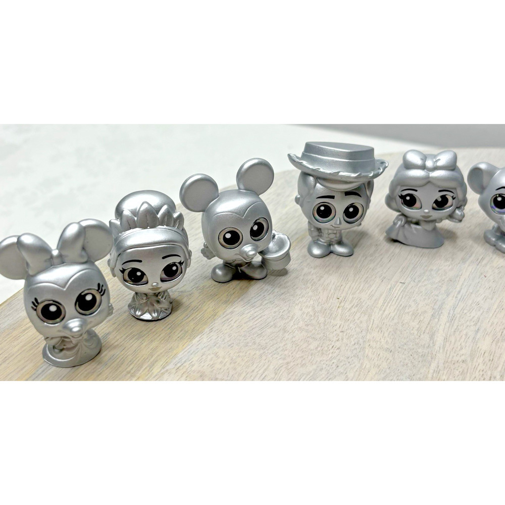 Disney Doorables Mickey Lot of 15 Silver - Picture 4 of 6